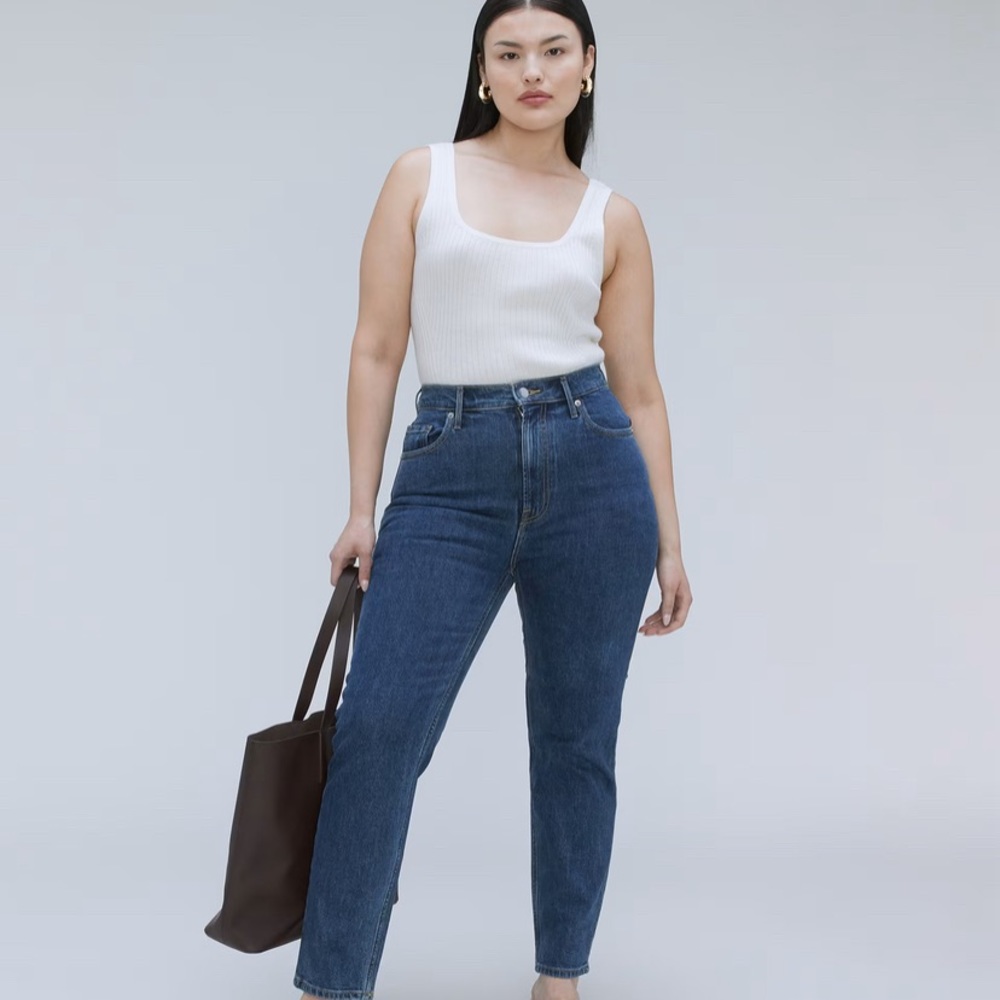 The Original Curvy Cheeky® Jean inseam 26.5 color washed midnight. New